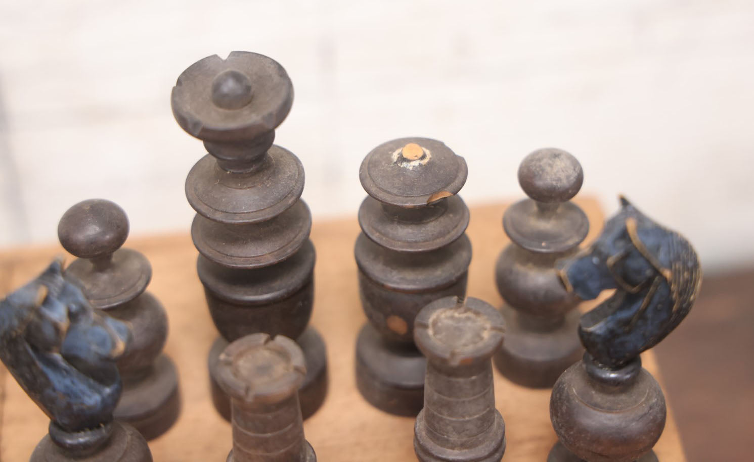 Lot 022 - Antique Handmade Wood Turned Chess Pieces, Complete Set, Note Damage To Black Queen And Black Pawn, Hand Carved Knights, Includes Wooden Box