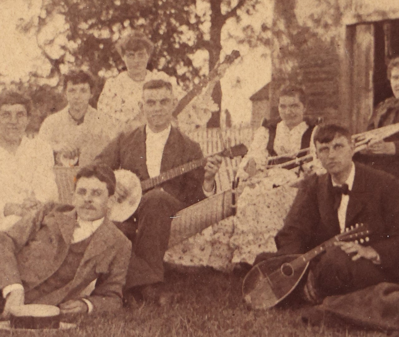 Lot 059 - Antique Boarded Photo Of Musicians, Banjo And Mandolin Players, Friends, At Green Valley Farm, July 1893