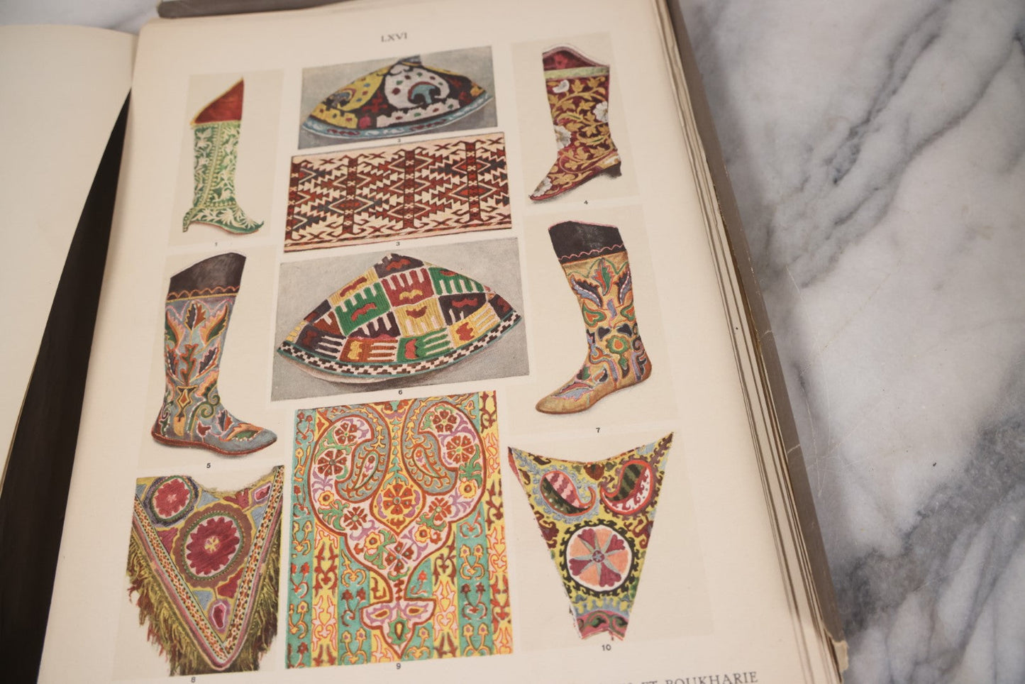 Lot 084 - "Encyclopédie De L'Ornement" Antique Folio Collection Book Of Colored Art Plates From Different Cultures