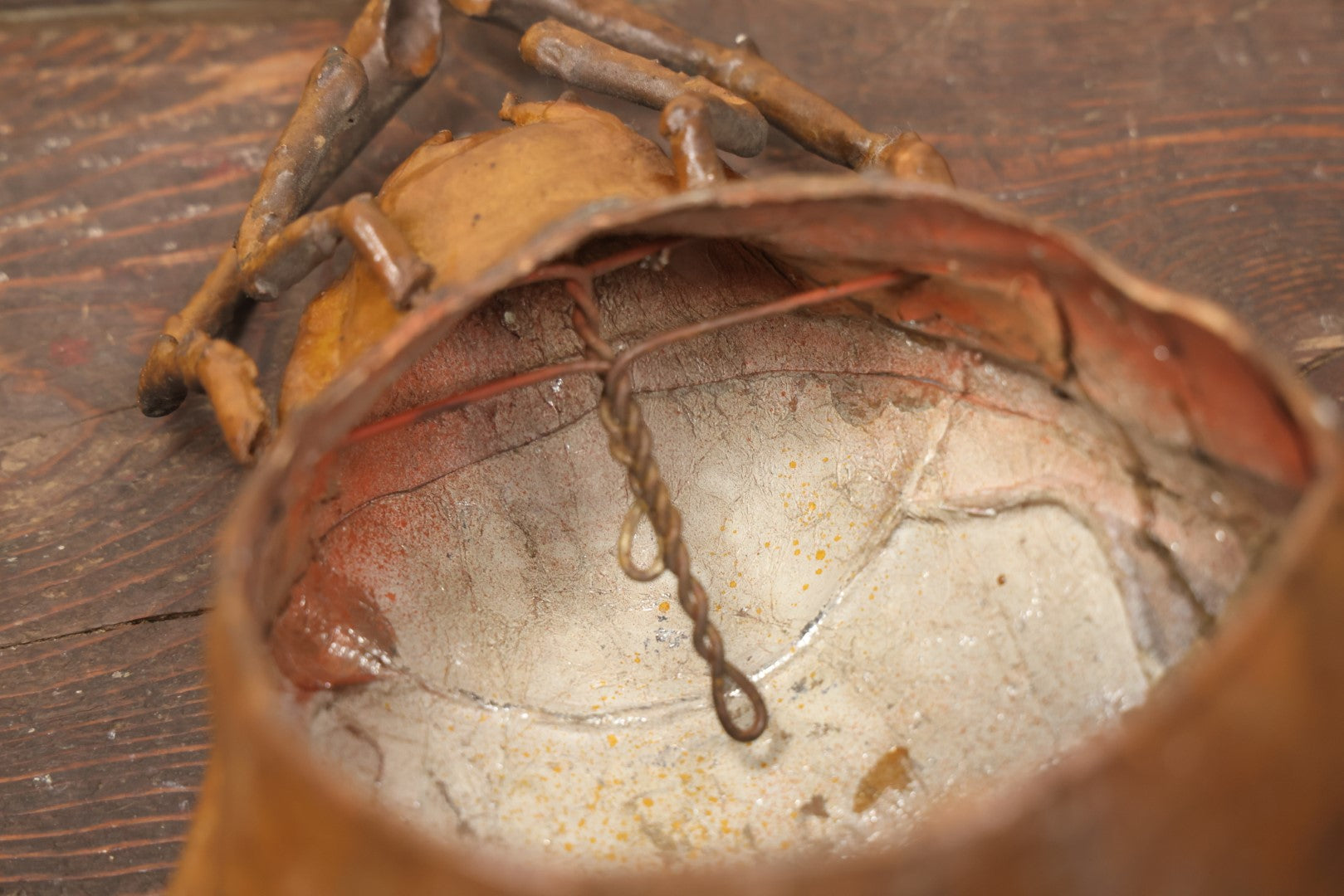 Lot 002 - Vintage Puppet Cockroach Insect Bug Head, Attributed To Stop Motion Artist Michael Sullivan, Likely Used In Joe'S Apartment (1996), On Custom Stand