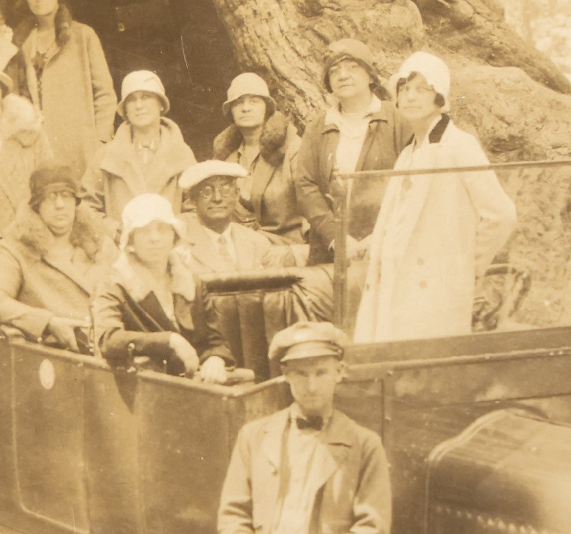 Lot 016 - Antique Photo Of A Group Of Tourists At The Base Of The Wawona Tunnel Tree, Yosemite National Park, California, Early 20Th Century