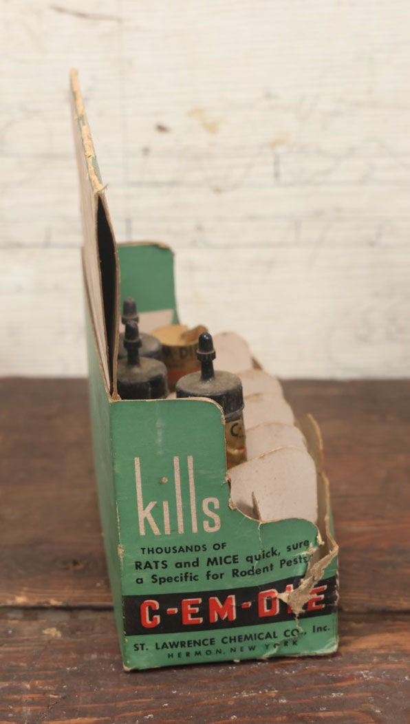 Lot 017 - Vintage C-Em-Die Rat And Mouse Killer Poison Store Display With Cat And Dead Mouse Graphic, Including Three Unopened Tubes, St. Lawrence Chemical Co, Hermon, New York