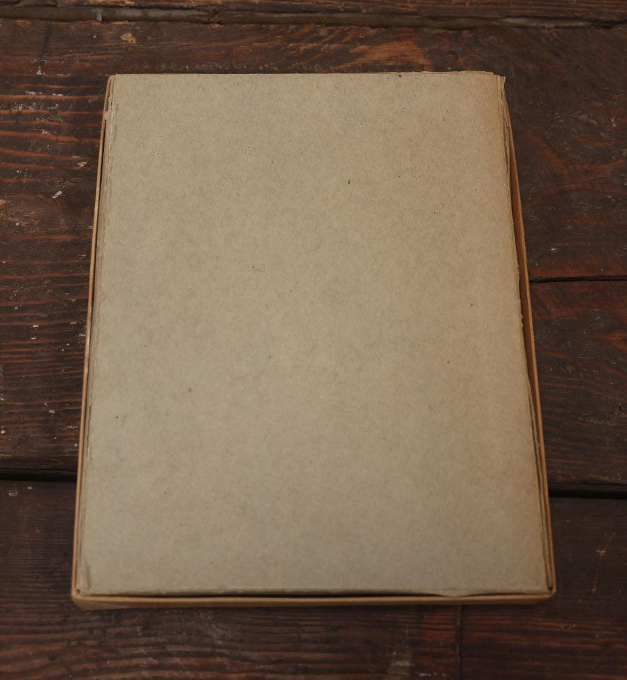 Lot 021 - Vintage Collection Of Fossilized Animal Jaw, Mouth, And Teeth Specimens In Riker Case, Collected From The South Dakota Badlands, Circa 1960S