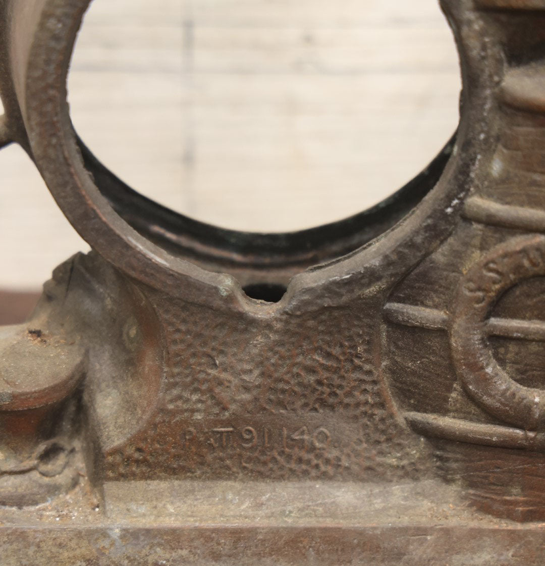 Lot 037 - Vintage Pot Metal Franklin Delano Roosevelt F.D.R. The Man Of The Hour Clock Case, Circa 1930S, New Deal, With Ship'S Wheel, No Clock