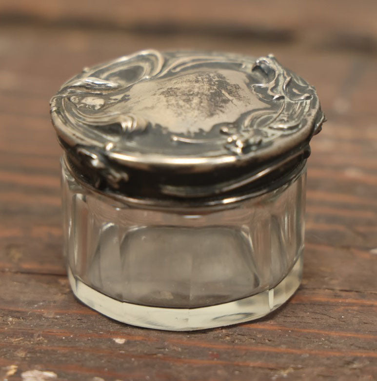 Lot 050 - Antique Art Nouveau Repousse Dresser Box With Sterling Silver Lid, Woman'S Head In Profile, Hallmarked