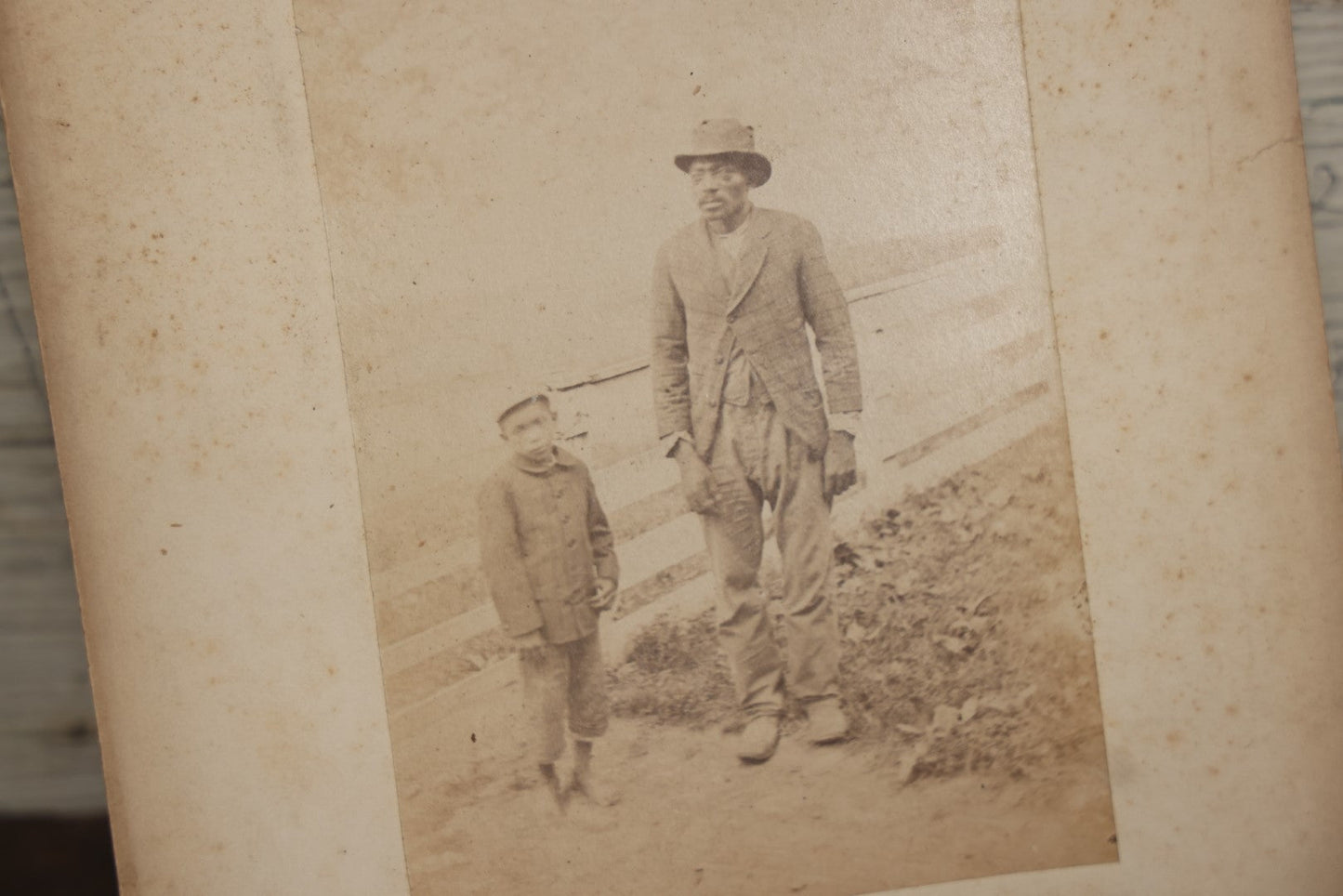 Lot 011 - Antique Mounted Photograph Of A Black Man And His Child, Early African American Photo, Standing By Fence, Photos Of Horses On Reverse