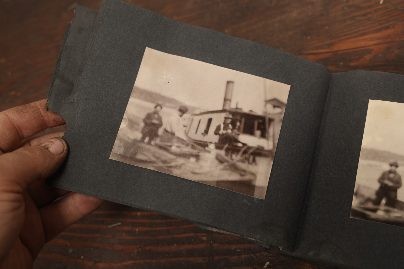 Lot 043 - Antique Early 20th Century Snap Shot Photo Album Chronicling The Lives And Adventures Of Outdoorsmen, Canoeing, Camping, Hunting, Snow Shoeing, Winter Scenes, Note Wear And Soft Focus