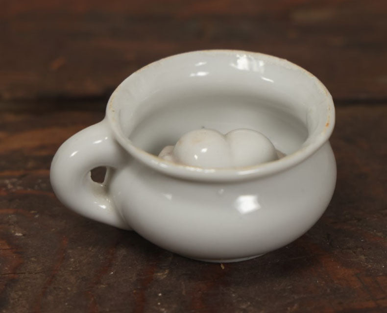 Lot 068 - Vintage Butt Snuffer Tea Cup Porcelain Novelty Ashtray, Made In Japan, With Upturned Butt In Cup