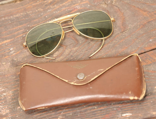 Lot 078 - Vintage Tinted Aviator Sunglasses In Original Leather Case