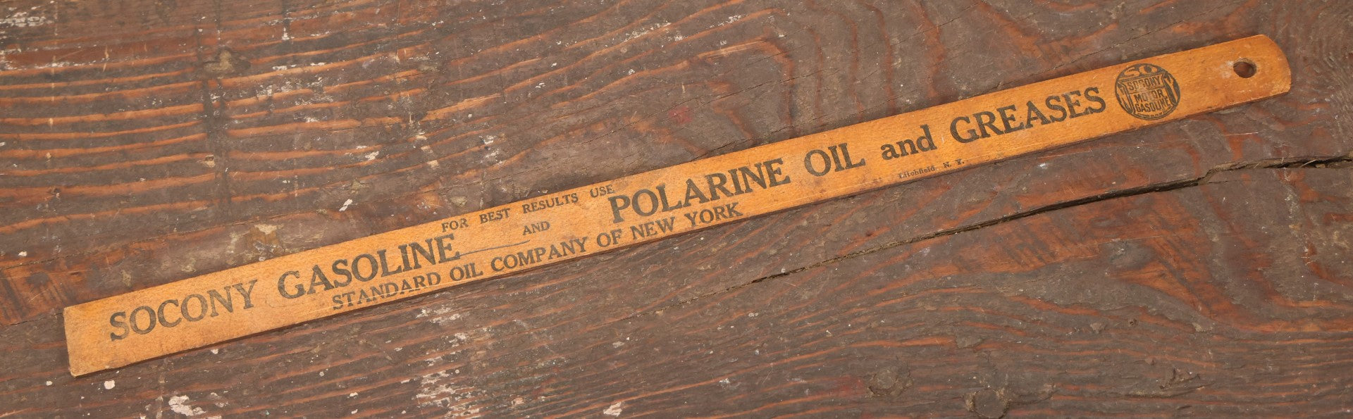 Lot 095 - Vintage Socony Gasoline And Polarine Oil And Greases Oil And Fuel Advertising Measuring Stick, Standard Oil Company Of New York, 17" Total Length