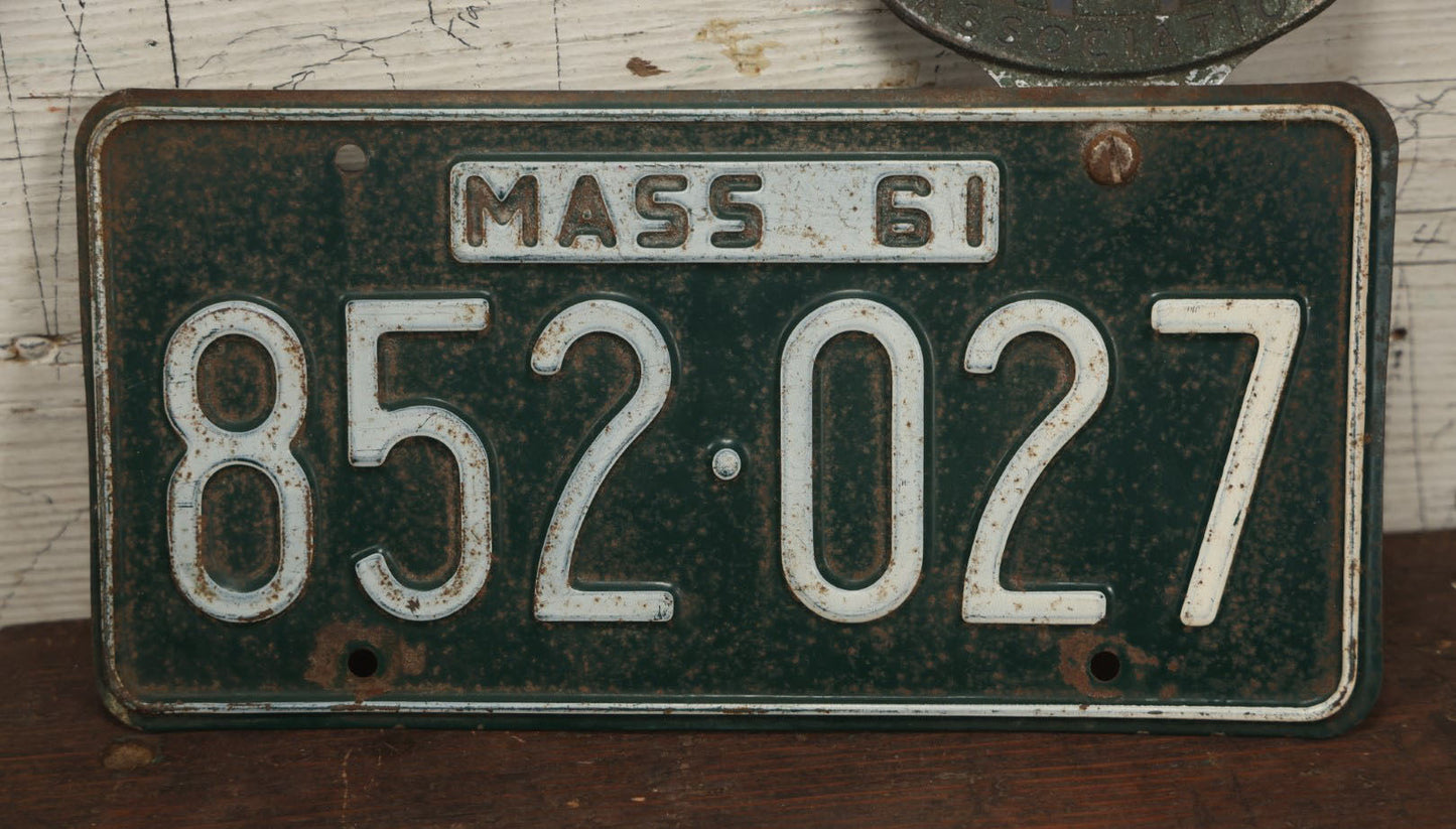 Lot 110 - Vintage Massachusetts 1961 Green Pressed Metal License Plate With Automobile Legal Association A.L.A. Topper, Number 852027, Note Various Wear, Rust