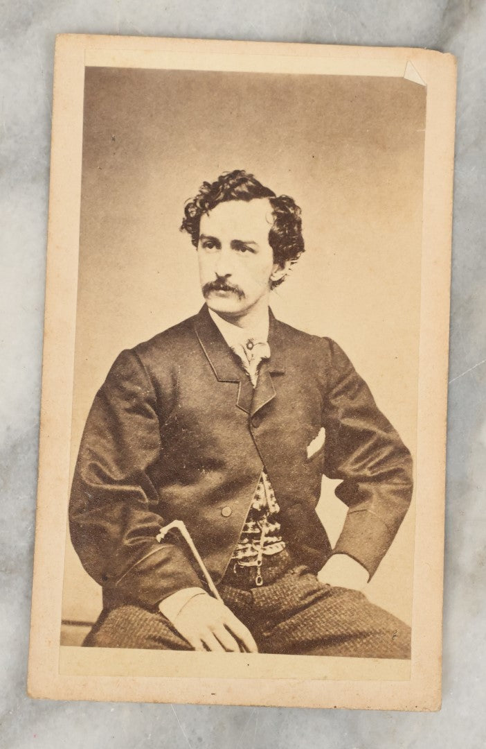 Lot 007 - Antique Carte De Visite C.D.V. Photo Of John Wilkes Booth, Actor And Assassin Of Abraham Lincoln