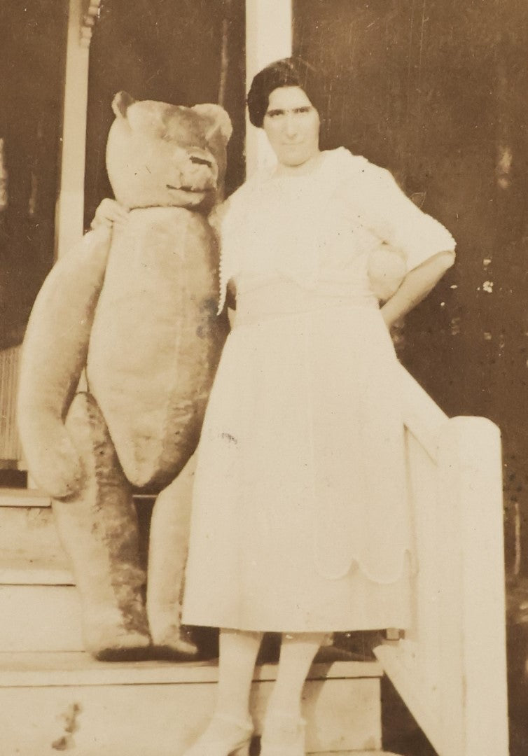 Lot 050 - Single Antique Snapshot Photo Of Bertha And Teddy, Woman With Giant Teddy Bear, Other Photos On Reverse