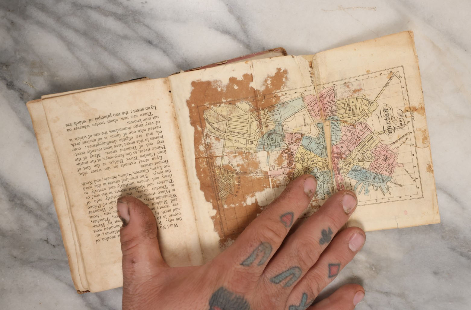 Lot 117 - "Geography Of Boston, County Of Suffolk, And The Adjacent Towns, With Historical Notes," Antique Book By C.H. Snow, M.D., 1830, With Fold Out Map, Illustrations