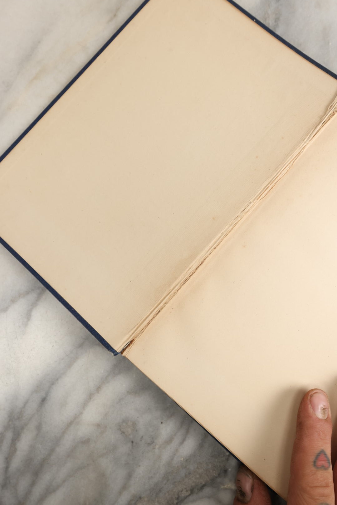 Lot 005 - "Astronomy With An Opera-Glass, A Popular Introduction To The Study Of The Starry Heavens With The Simplest Of Optical Instruments" Antique Astronomy Book By Garrett P Serviss, D. Appleton And Co., 1910, Eighth Edition, Illustrated