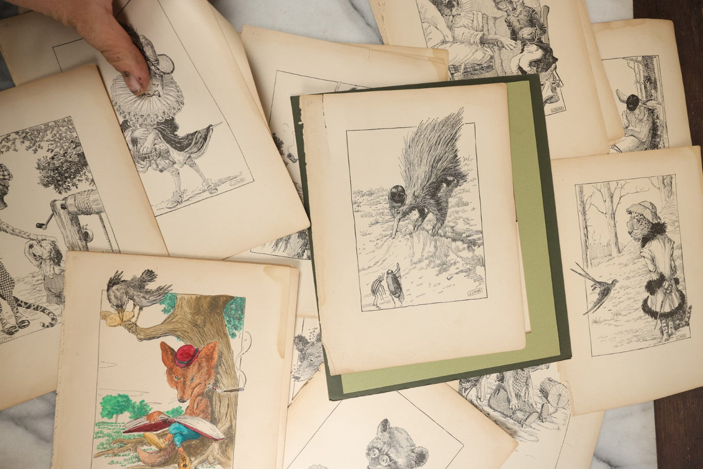 Lot 166 - Grouping Of 20+ Vintage Loose Bookplate Illustrations Of Anthropomorphic Animals As Drawn By Joseph J. More, From The Animals Of Aesop's Fables, Circa 1900