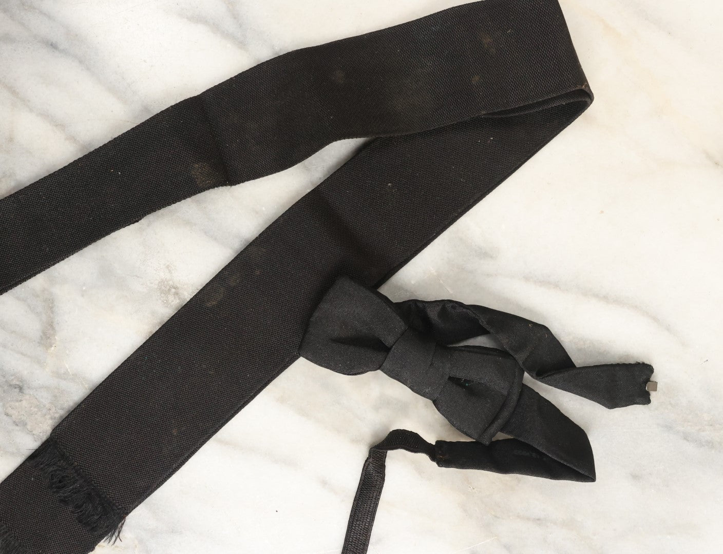 Lot 182 - Antique Small Size 46-Star Silk American Flag In Custom Leather Case With Bow Tie, As Found