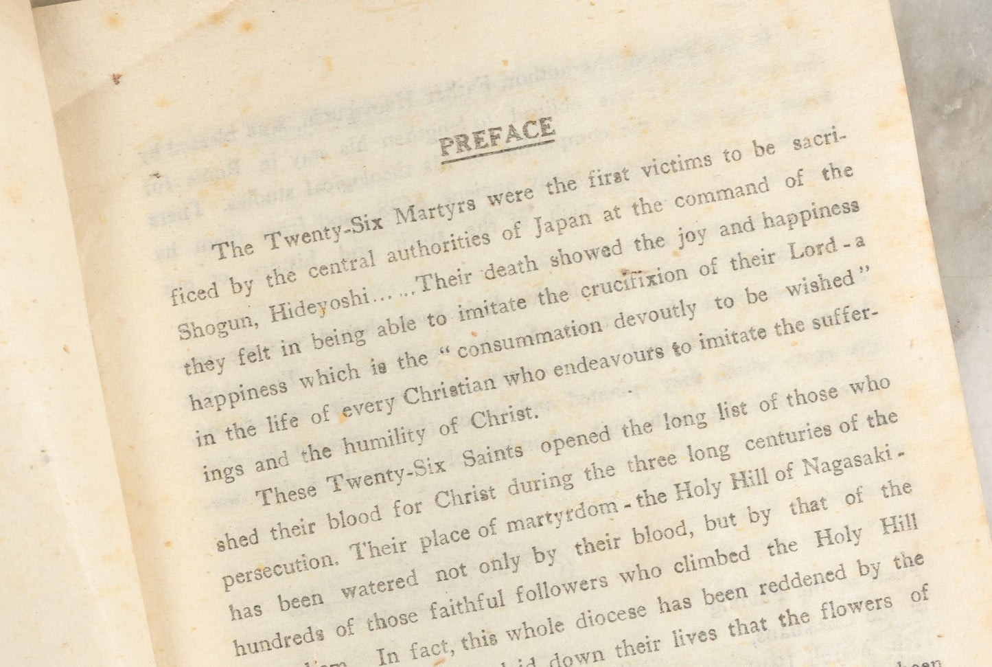 Lot 032 - "The Twenty Six Martyrs Of Japan" Vintage Booklet By Father S. Hamaguchi, Published By The Association Of The Preservation Of The Holy Hill, Oura Cathedral, Nagasaki, Japan, Printed By Fujiki Hakueisha