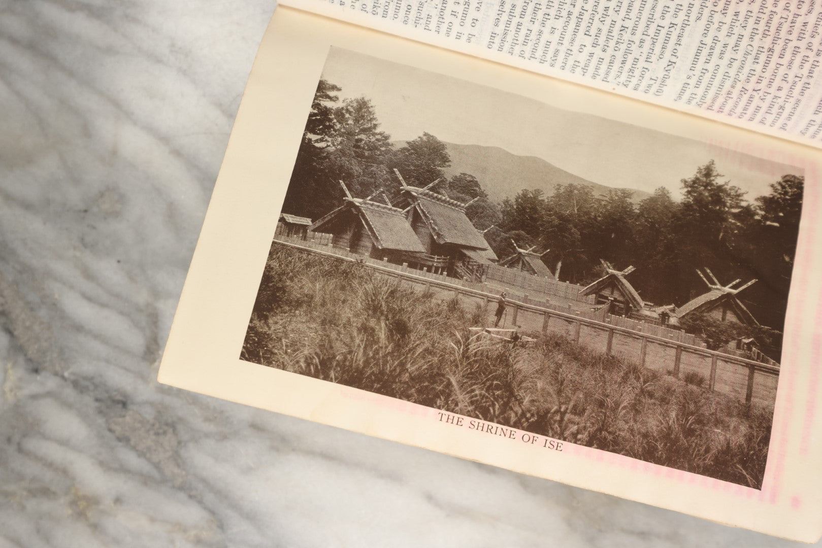 Lot 033 - "A History Of The Japanese People, From The Earliest Times To The End Of The Meiji Era" Antique Book By Captain F. Brinkley With Baron Kikuchi, With 150 Engravings By Japanese Artists, Published By The Encyclopedia Britannica Co., New York, 1915