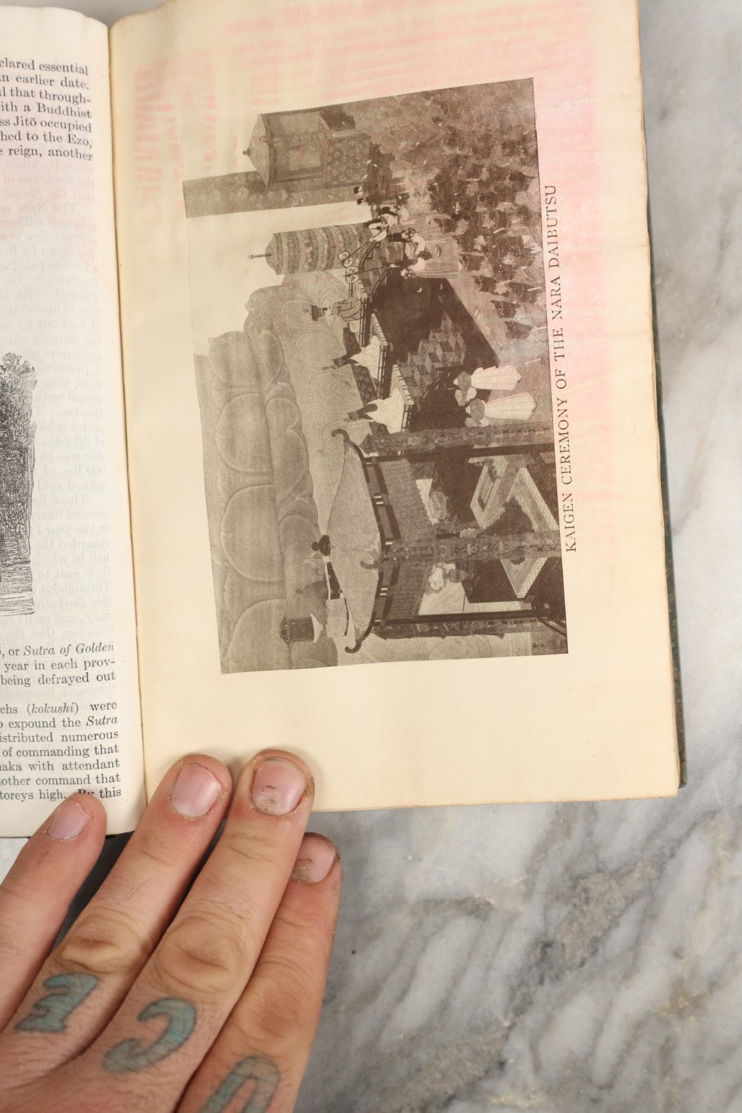 Lot 033 - "A History Of The Japanese People, From The Earliest Times To The End Of The Meiji Era" Antique Book By Captain F. Brinkley With Baron Kikuchi, With 150 Engravings By Japanese Artists, Published By The Encyclopedia Britannica Co., New York, 1915