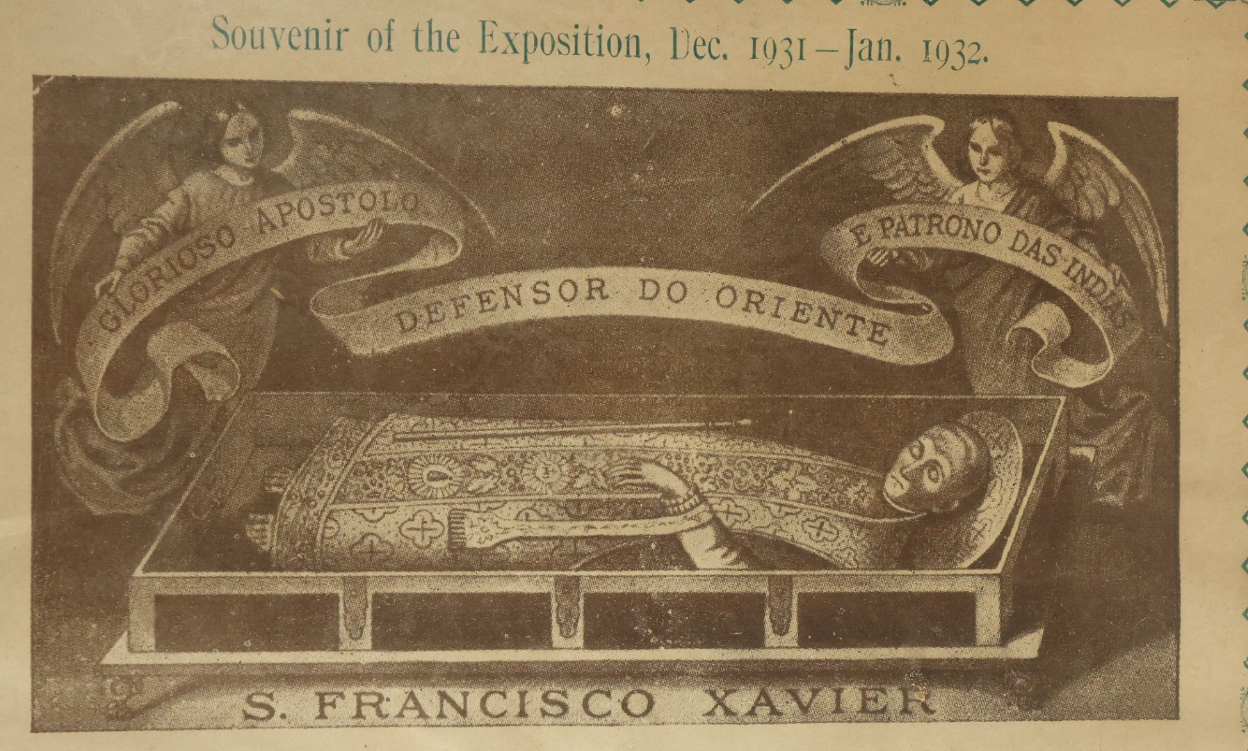Lot 048 - Antique Third Class Relic Of Saint Francis Xavier, Souvenir Of The Exposition, December And January. 1932, Containing A Piece Of Class Touched To The Saint's Body