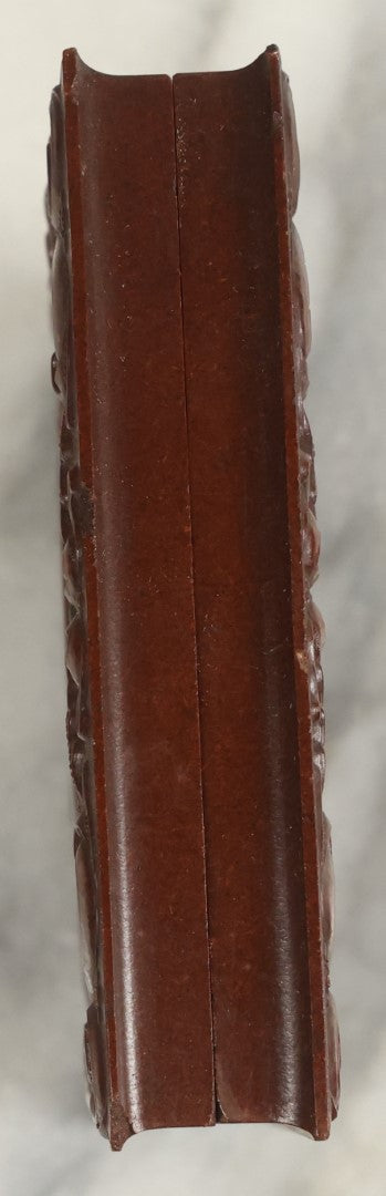 Lot 098 - Antique 1/6th Plate Daguerreotype Photograph Of A Young Baby In A Thermoplastic Case With Deep Brass Mat, Note Heavy Wear, Degradation To Photo, But Baby's Face Still Visible