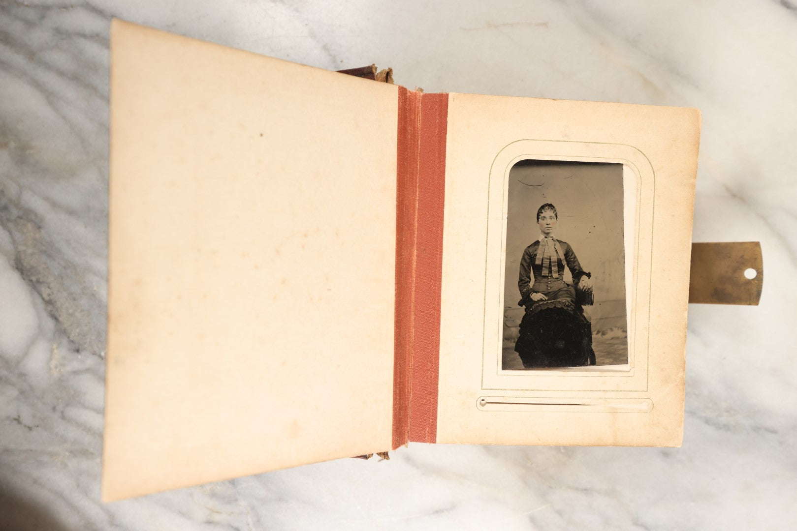 Lot 145 - Antique Photo Album With Gold Lettering On Spine, Plain Cover, Containing 27 Tintypes, 3 Snapshots, And 3 Religious Filler Cards (All Pages Included In Pictures)