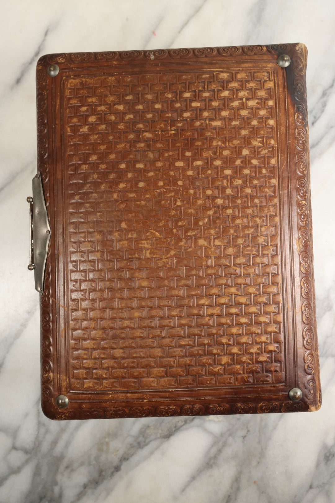 Lot 148 - Antique Cabinet Card Photo Album With Woman And Birds On Cover, Containing 25 Cabinet Cards And 12 Carte De Visite C.D.V. Photographs (All Pages Included In Pictures)