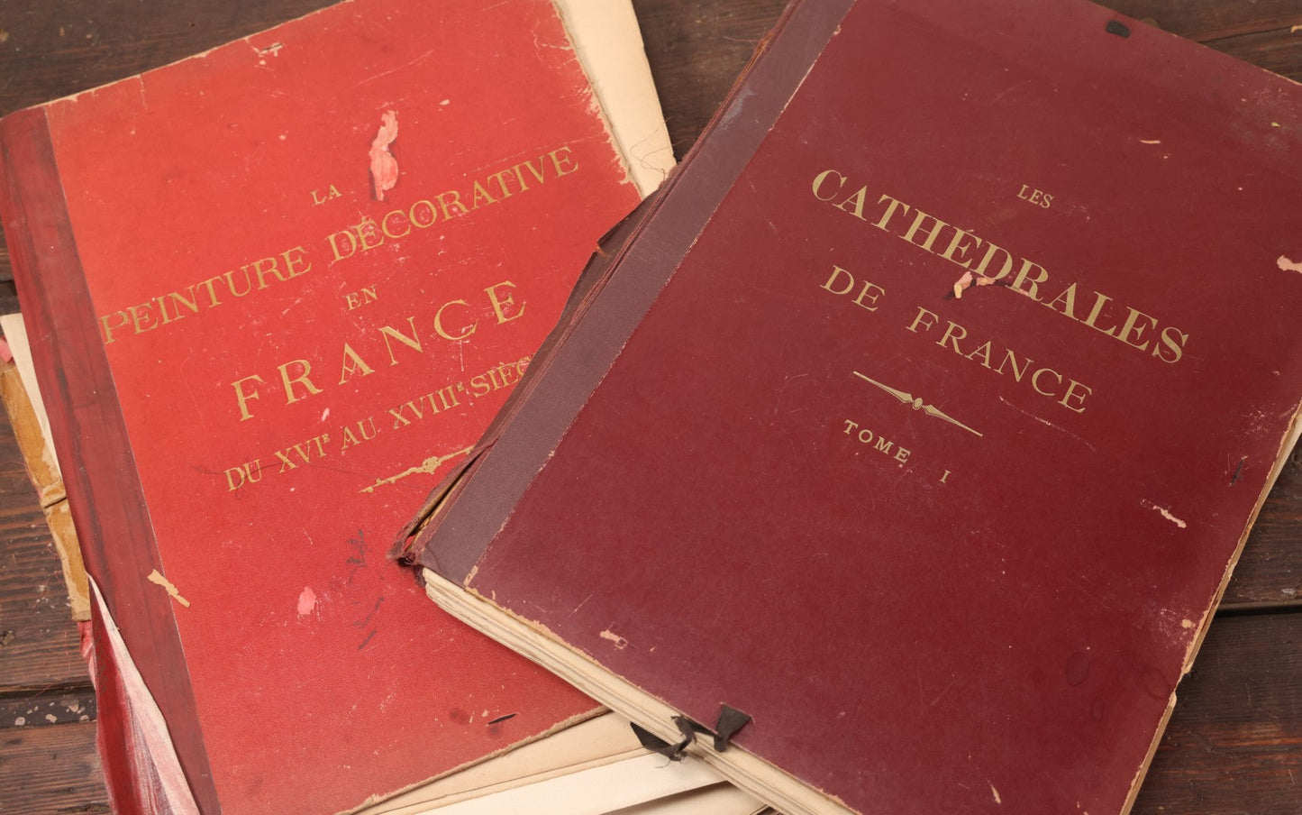 Lot 049 - Pair Of Antique French Folio Art Books, Cathedrals Of France And Decorative Paintings In France, Craft Condition, May Be Incomplete, Hundreds Of Art Prints, Many Color Plates