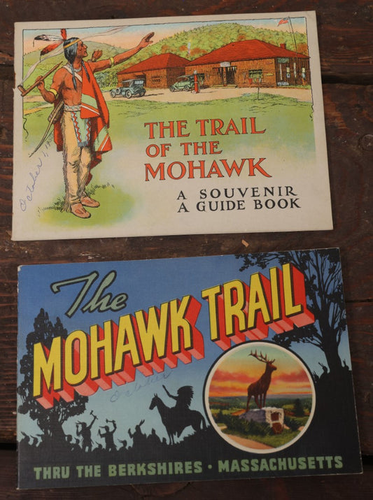 Lot 056 - Pair Of Vintage Souvenir Booklets From The Mohawk Trail, Through The Berkshire Mountains, Massachusetts, With Many Full Color Illustrations