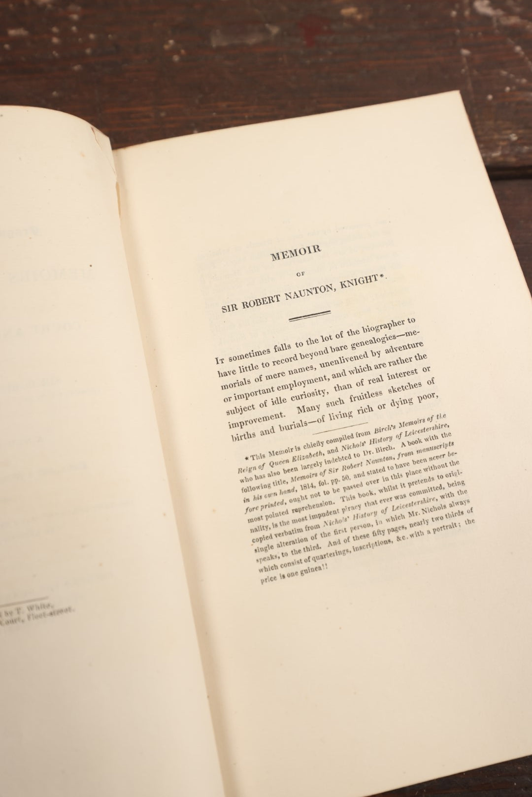 Lot 070 - "Fragmenta Regalia: Memoirs Of Elizabeth, Her Court And Favourites" Antique Book By Sir Robert Naunton, Printed For Charles Baldwin, Newgate Street, London, New Edition, 1824