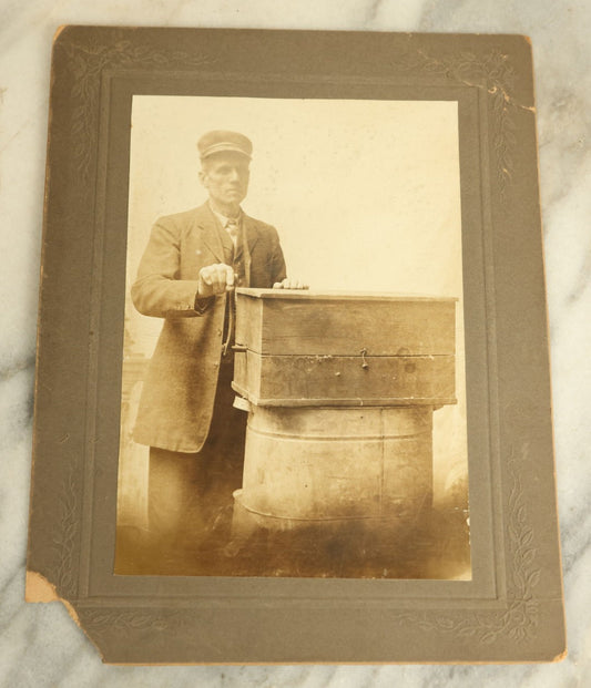 Lot 080 - Antique Boarded Photograph Of An Organ Grinder, Busker, Street Musician, With Hand Crank Organ