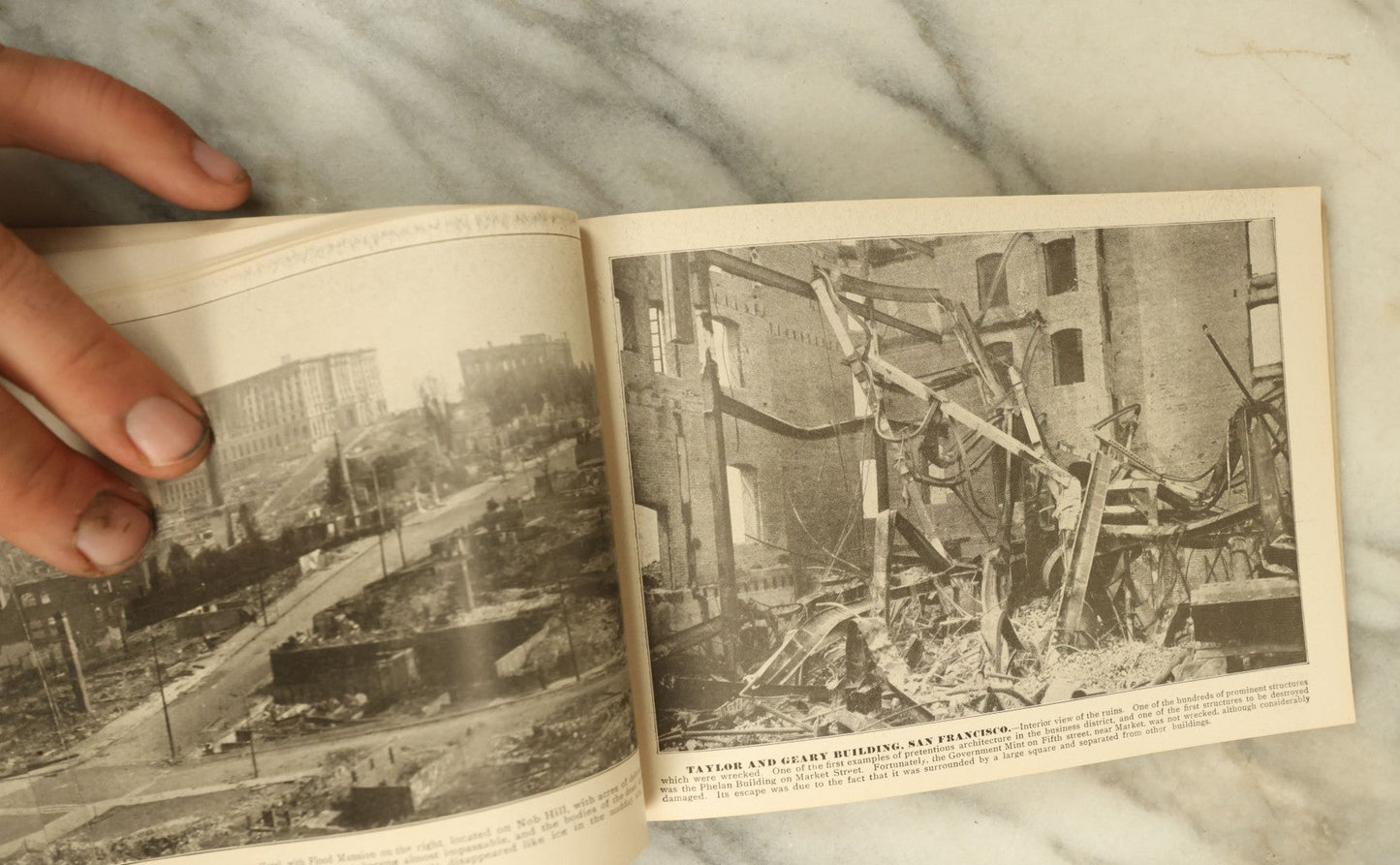 Lot 114 - Pair Of San Francisco Ephemera Piece Including Booklet Relating To The San Francisco Earthquake And Disaster (Fair Condition) And A Folder Of Postcards