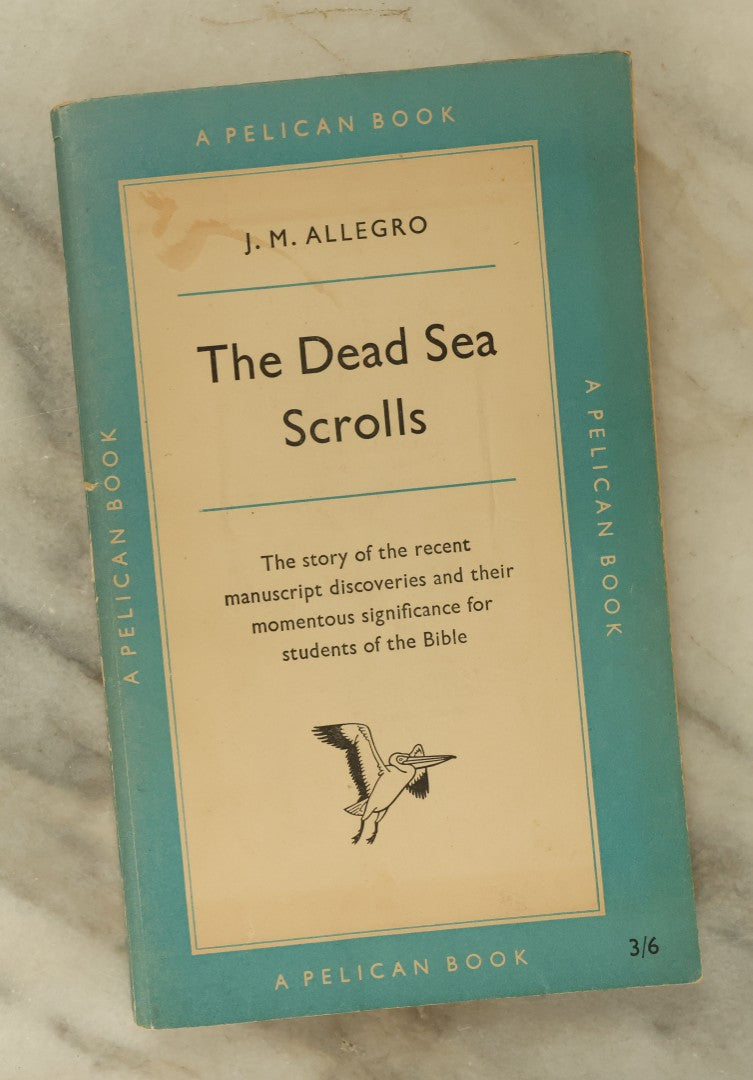 Lot 126 - Pair Of Vintage Paperback Books Relating To The Dead Sea Scrolls, Including An English Translation By Theodor H. Gaster