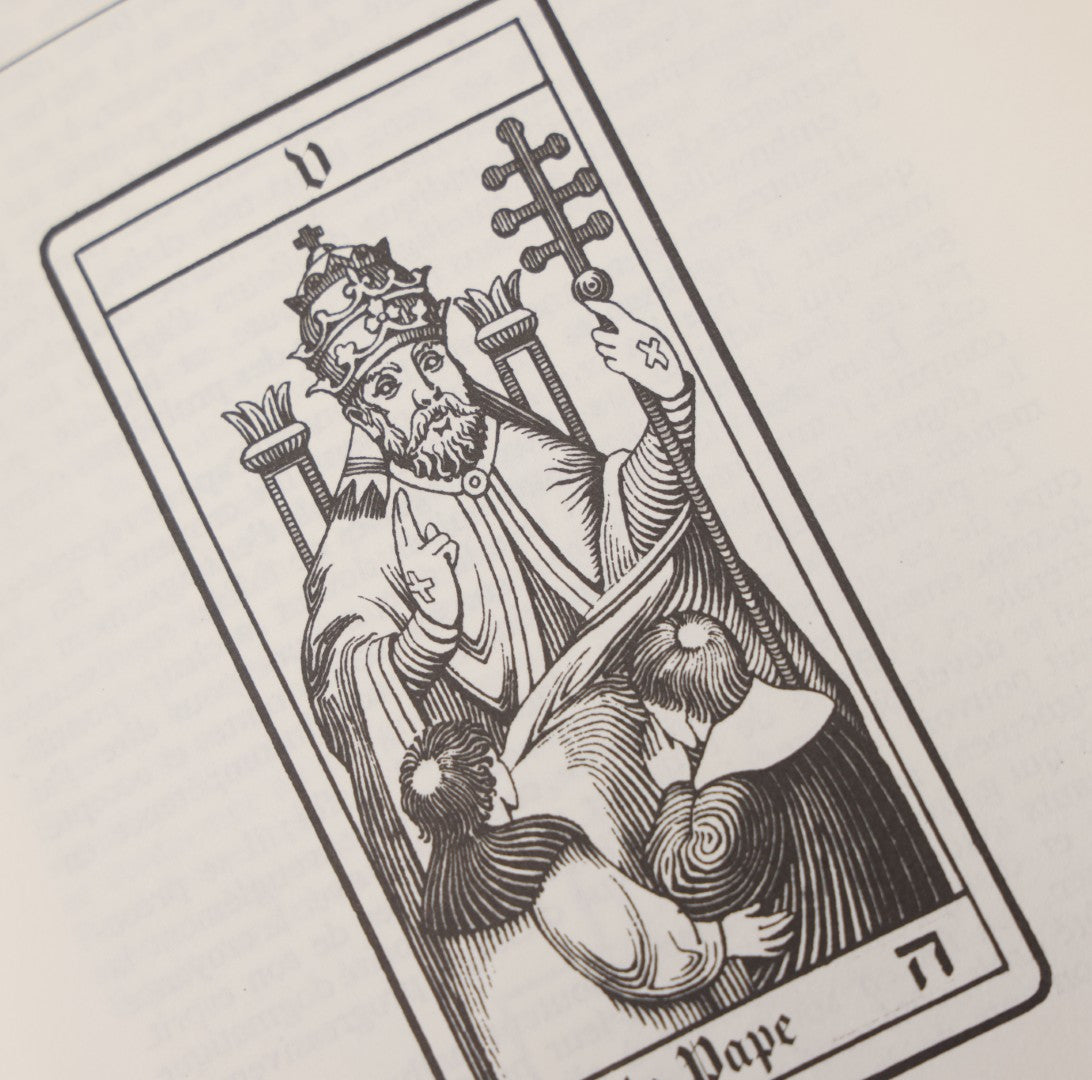 Lot 011 - "Le Tarot Des Imagiers Du Moyen Age" By Oswald Wirth, "The Tarot Of The Magicians Of The Middle Ages," Published By Claude Tchou, 1966 Edition, Illustrated