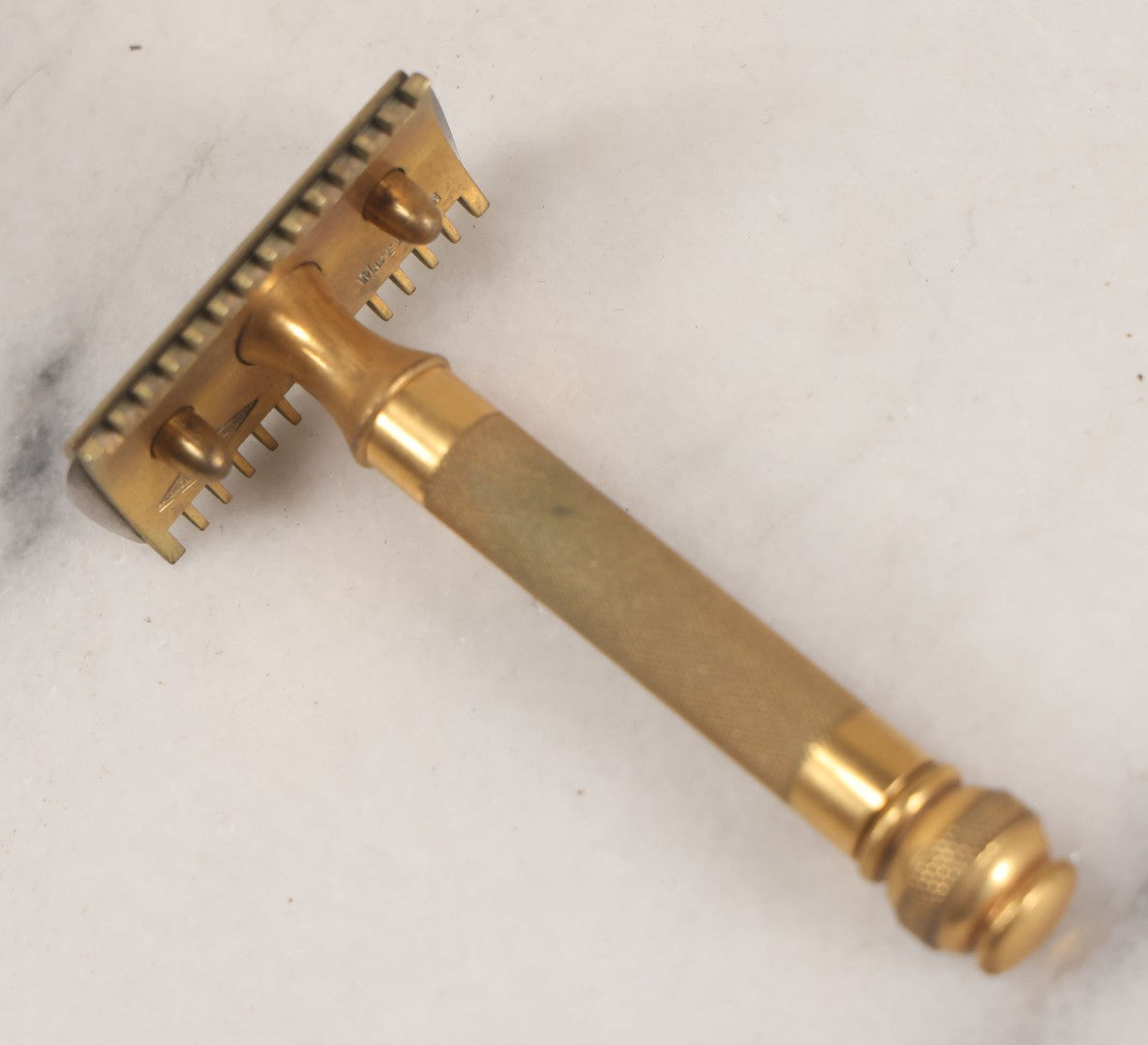 Lot 045 - Antique Brass Gillette Razor, Complete With Original Parts, Blades, In Purple Velvet Lined Carrying Case