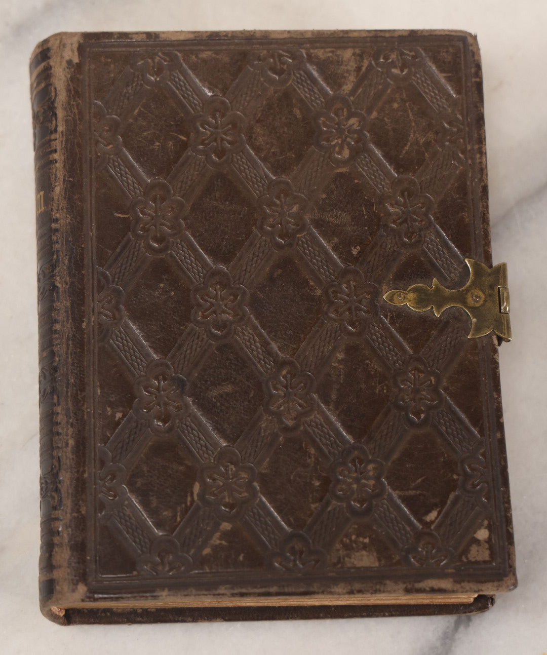 Lot 064 - Antique Family Photo Album Containing 16 Tintypes And 7 Carte De Visite C.D.V. Photographs, Mostly Portraits Of The Pratt And Hobbs Families, Many Identified, Mostly Full 