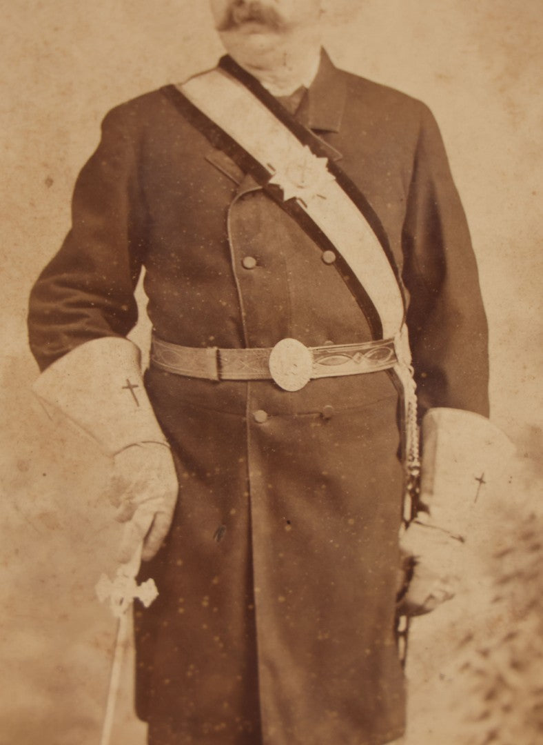 Lot 068 - Antique Cabinet Card Photograph Of An Adult Man In Freemason / Knights Templar Uniform With Sash, Sword, Belt, And Gloves, Featuring Red Cross Insignia, Etc., Lloyd Photographer, Troy, New York