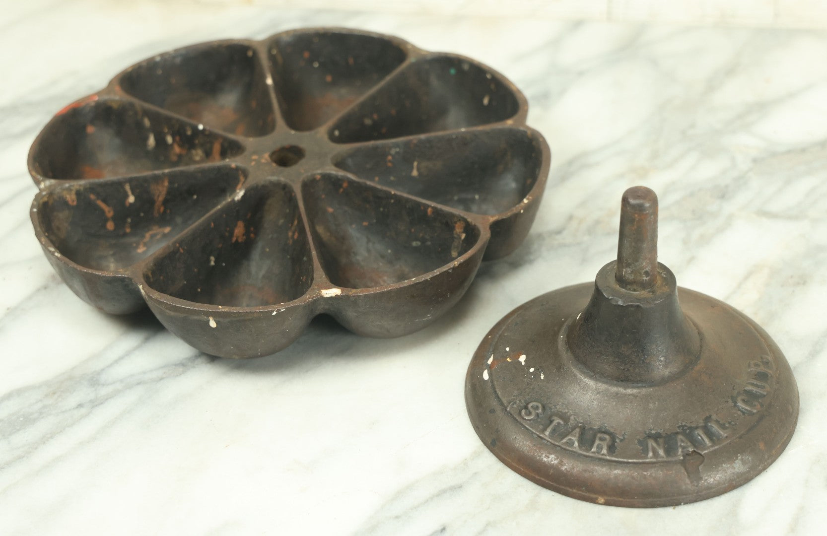 Lot 009 - Antique Cast Iron Industrial Star Nail Cup Rotating Hardware Storage Lazy Susan, 9-3/8" Diamatere