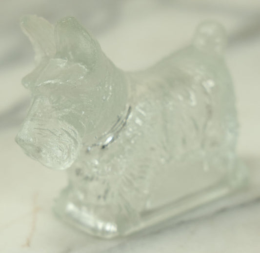 Lot 138 - Vintage Glass Scottie Dog Candy Container