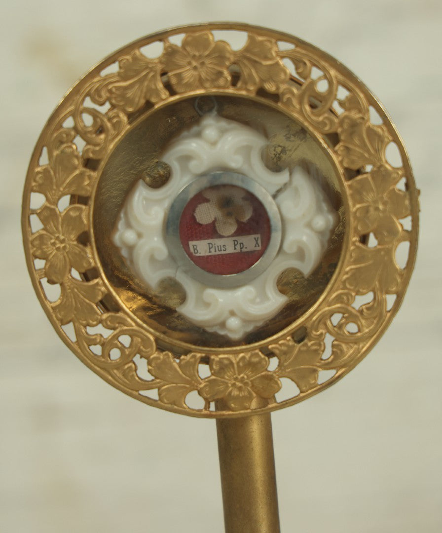 Lot 022 - Vintage Catholic Religious Relic In Brass Stand Of Pope Pius X,  Note Crack In White Plastic Housing, As Found