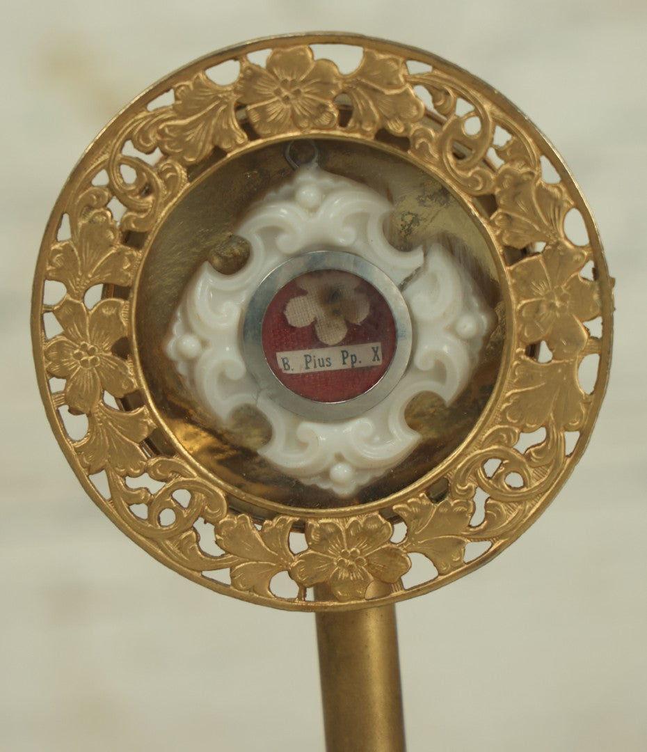 Lot 022 - Vintage Catholic Religious Relic In Brass Stand Of Pope Pius X,  Note Crack In White Plastic Housing, As Found