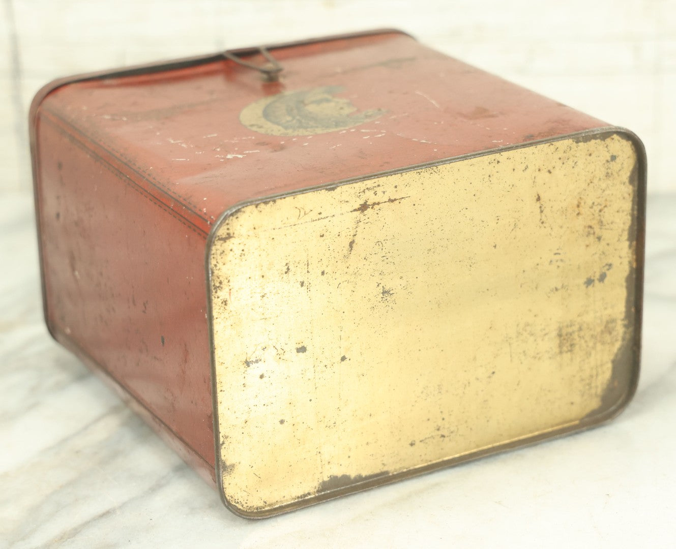 Lot 031 - Vintage Central Union Cut Plug Tobacco Vertical Lunch Box Tin With Handle, Woman In Moon Logo, Various Wear And Tear