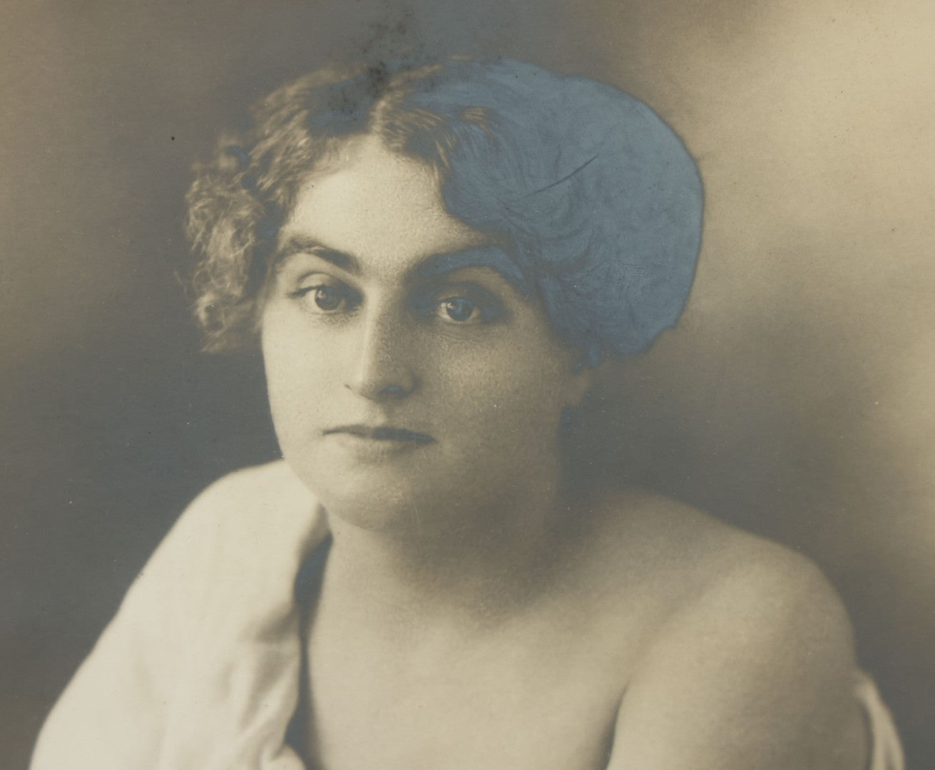 Lot 039 - Antique Framed Photograph Portrait Of A Young Woman Dressed In A Classical Style, With Toga, Paper Label On Verso From Howard M. Smith, Photographer, Portland, Maine, 13-1/2" x 15-5/8"