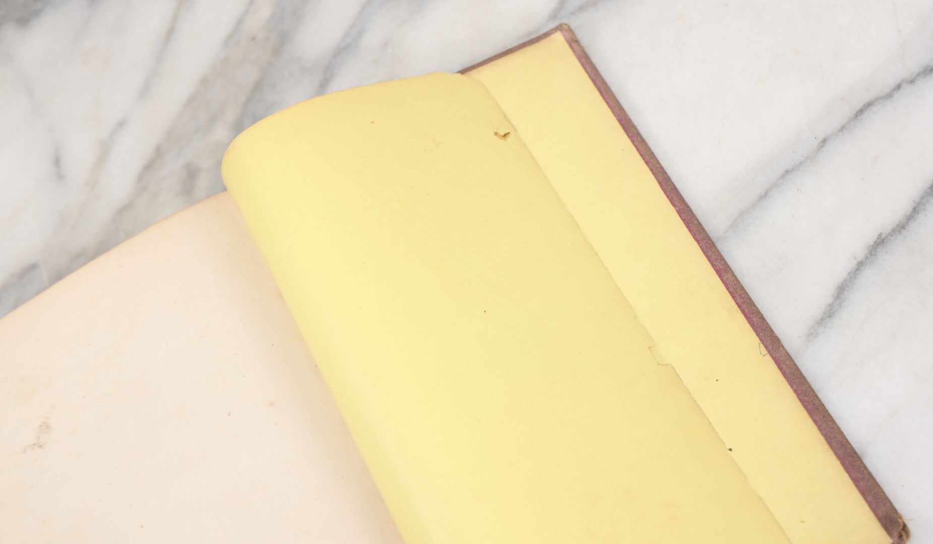 Lot 048 - "Through The Flames And Beyond, Or Chicago As It Was And As It Is, And Its Glorious Future" Antique Book By Frank Luzerne On The Chicago Fire, Profusely Illustrated, Published By Wells And Company, 1872