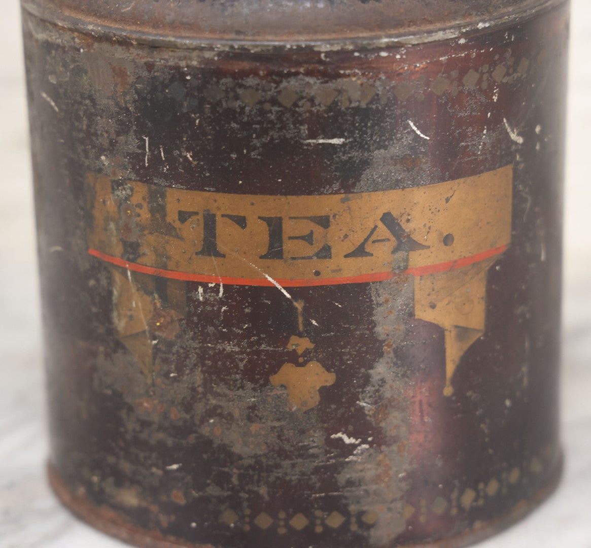 Lot 079 - Antique Toleware Stenciled Tea Tin With Hinged Lid, Painted Pattern Along Lower And Upper Edges