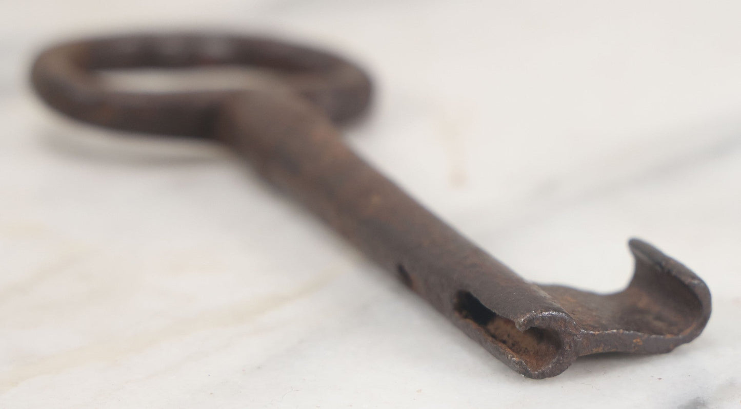 Lot 093 - Antique Wrought Iron Key, 5-5/8" Overall Length