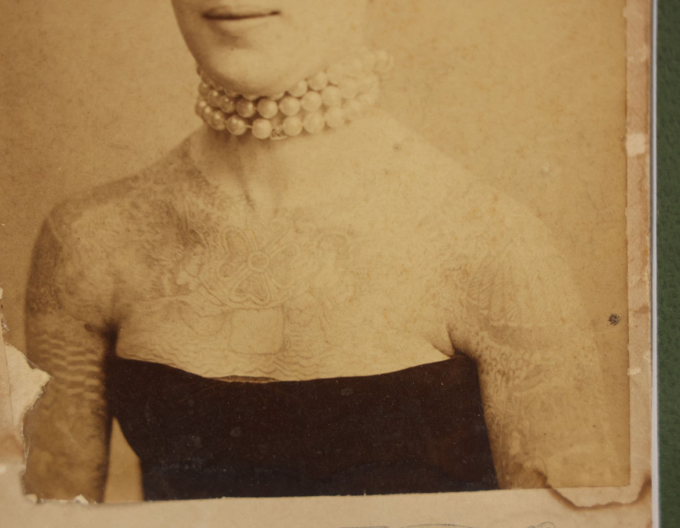 Lot 001 - Antique Cabinet Card Photo Of Tattooed Lady Anna Grace, In Ornate Frame, Baker Photographer, Tattooed By Edwin Thomas, 16-3/4" x 18-7/8"