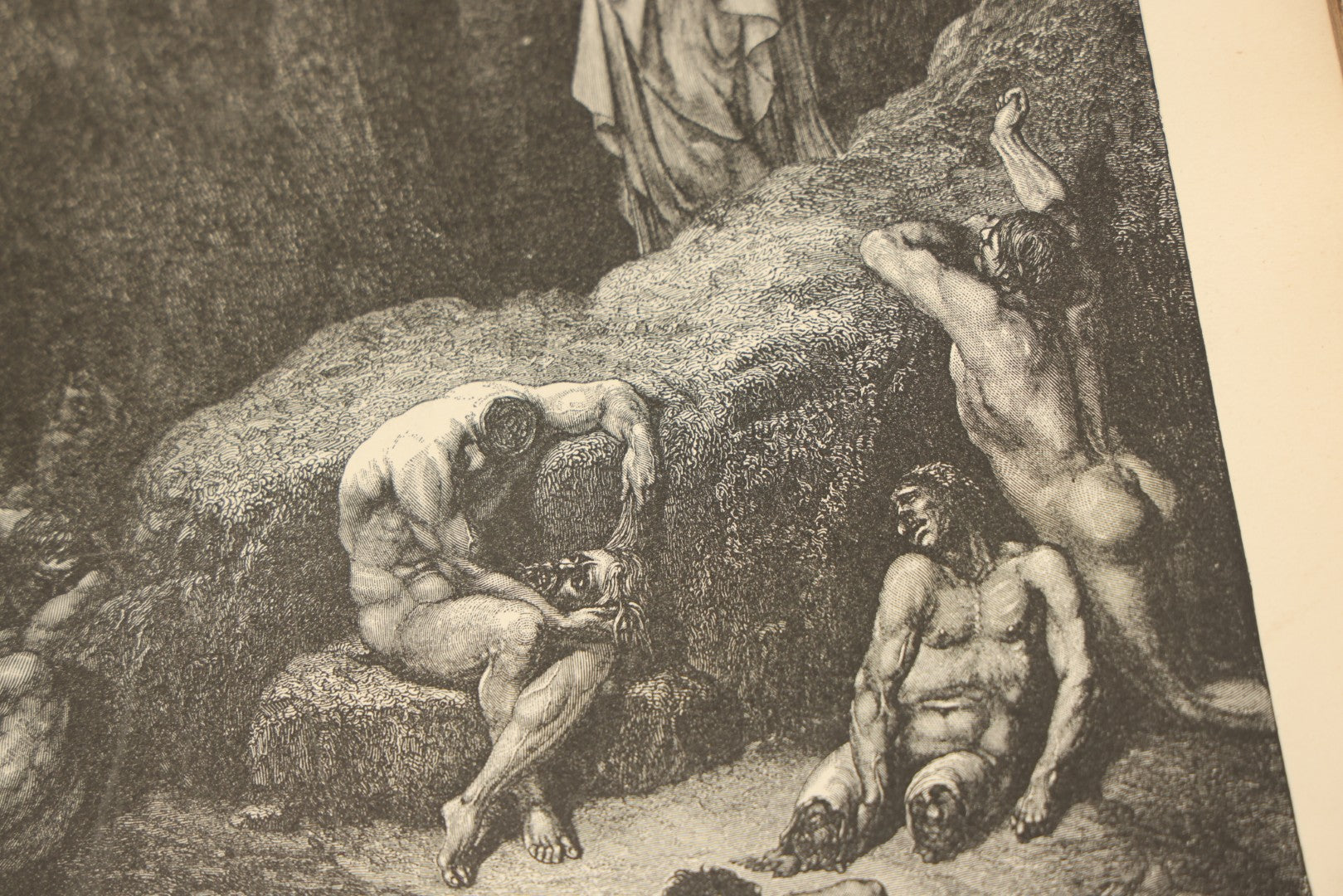 Lot 004 - "Dante's Inferno" Antique Book Illustrated By Gustave Dore, Circa 1890, Craft Grade Condition, Poor Pinding, Heavy Wear, Illustrations In Good Condition, Loose Pages, Worn Binding