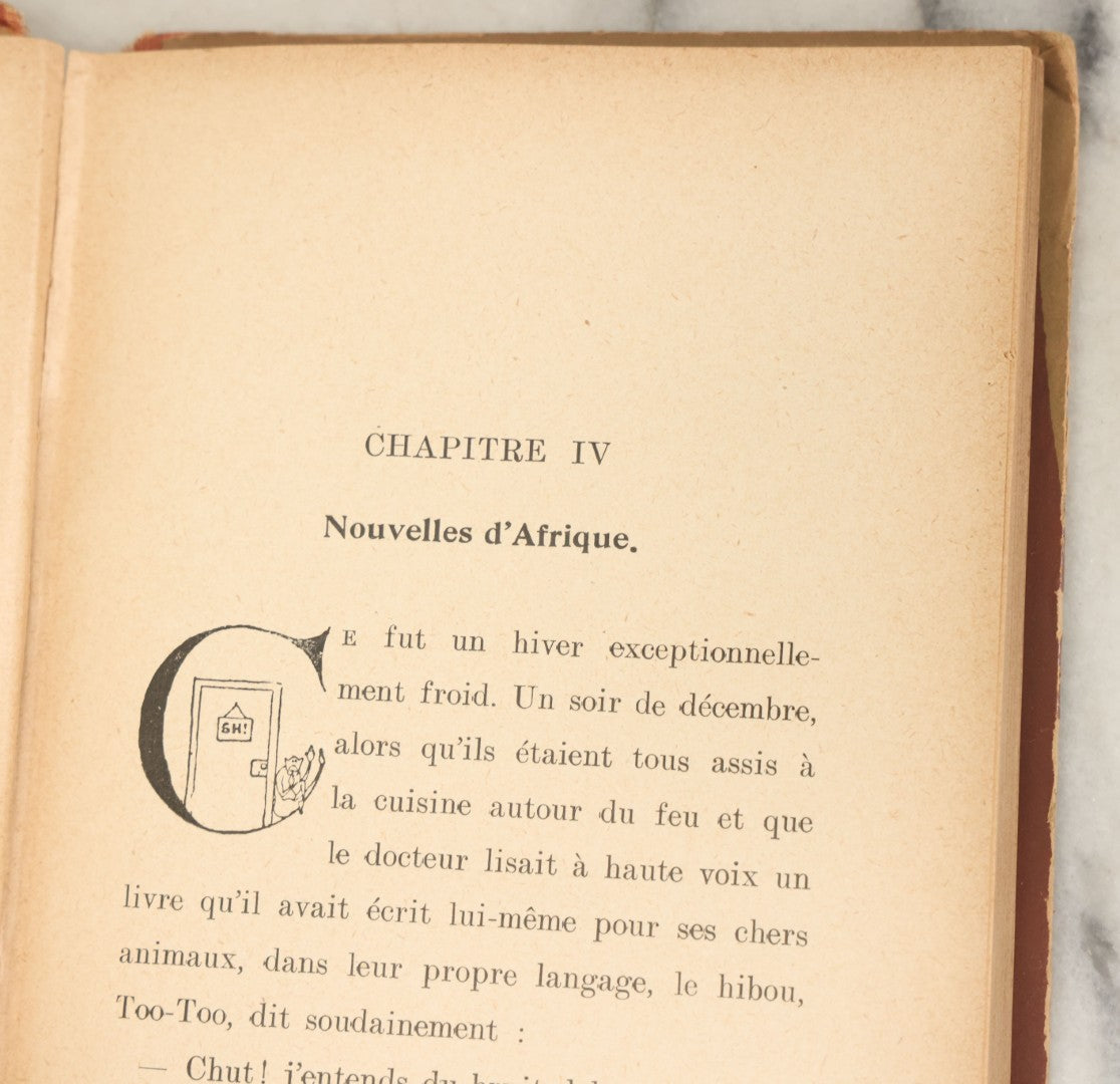 Lot 139 - "The Story Of Doctor Dolittle, Being The History Of His Peculiar Life At Home And Astonishing Adventures In Foreign Parts" Antique Book Written And Illustrated By Hugh Lofting, French Language Edition